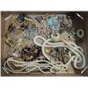 Image 1 : VINTAGE SELECTION COSTUME JEWELRY: NECKLACES,