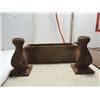 Image 1 : LOT 3 ANTIQUE ITEMS: 2 CAST IRON ARCHITECTUAL BASE
