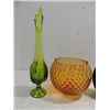 Image 2 : LOT 4 MID CENTURY MODERN GLASS & CERAMIC VASES