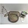 Image 1 : LOT 5 VINTAGE SILVER PLATED SERVING TRAY, BOWL,