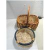Image 2 : LOT 3 (2) REED WOVEN BASKETS & PIN WOOD REINDEER