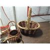 Image 2 : LOT 7 VARIOUS SIZE HOOP HANDLE WOVEN BASKETS