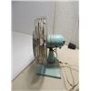 Image 1 : VINTAGE SUPERIOR ELECTRIC OCILLATING METAL FAN