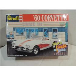 REVELL PLASTIC MODEL KIT 1960 CORVETTE ROADSTER