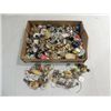 Image 1 : GIANORMOUS LOT VINTAGE COSTUME ALL EARRINGS