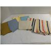 Image 1 : BOX LOT OF OLD MATERIAL FOR MAKING PATCH QUILTS