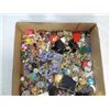 Image 2 : TOO MANY TO COUNT VINTAGE LADYS EARRINGS