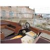 Image 5 : LOT 2 1990 BOAT TRAILER & 1979 17' GLASTRON BOAT