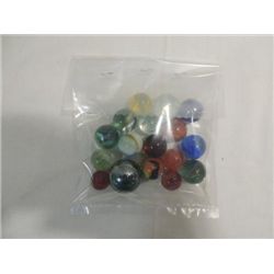 LOT 16 VINTAGE MARBLE SHOOTERS: CAT EYES & MORE