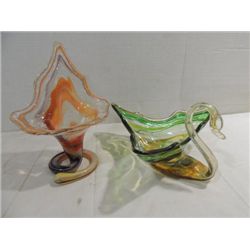 LOT 2 MURANO STYLE GLASS SWAN BOWL & STYLIZED VASE