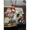 Image 1 : JACK POT LOT ELECTRICAL SUPPLIES: FACE PLATES,