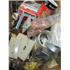 Image 2 : JACK POT LOT ELECTRICAL SUPPLIES: FACE PLATES,