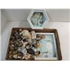 Image 1 : LOT 3 (2) DISPLAY CASE SEA SHELLS, BAROMETER &