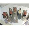 Image 2 : LOT 10 PROFESSIONAL CEMENT TROWLS  11" TO 20"