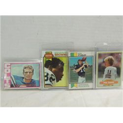 LOT 4 1970S TOPPS FOOTBALL CARDS: SIMMS, STABLER,