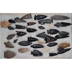 COLLECTION OF PREHISTORIC ARROWHEADS