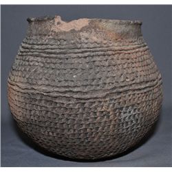 ANASAZI POTTERY JAR