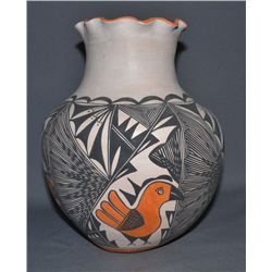ACOMA POTTERY VASE