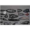 Image 5 : COLLECTION OF ARROWHEADS