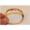Image 3 : 14KT YELLOW GOLD NATURAL GOLDEN YELLOW SAPPHIRES AND DIAMOND BANGLE STYLE BRACELET. THE BRACELET IS