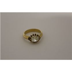 ONE LADIES 20KT YELLOW GOLD DIAMOND SET DRESS OR ENGAGEMENT RING. CIRCA 1860-1890. THE RING  HAS AN