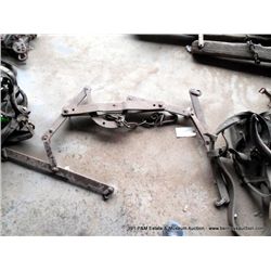 DOUBLE SINGLE TREE IMPLEMENT HITCH