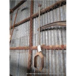 SET: METAL POST HOLE DIGGERS