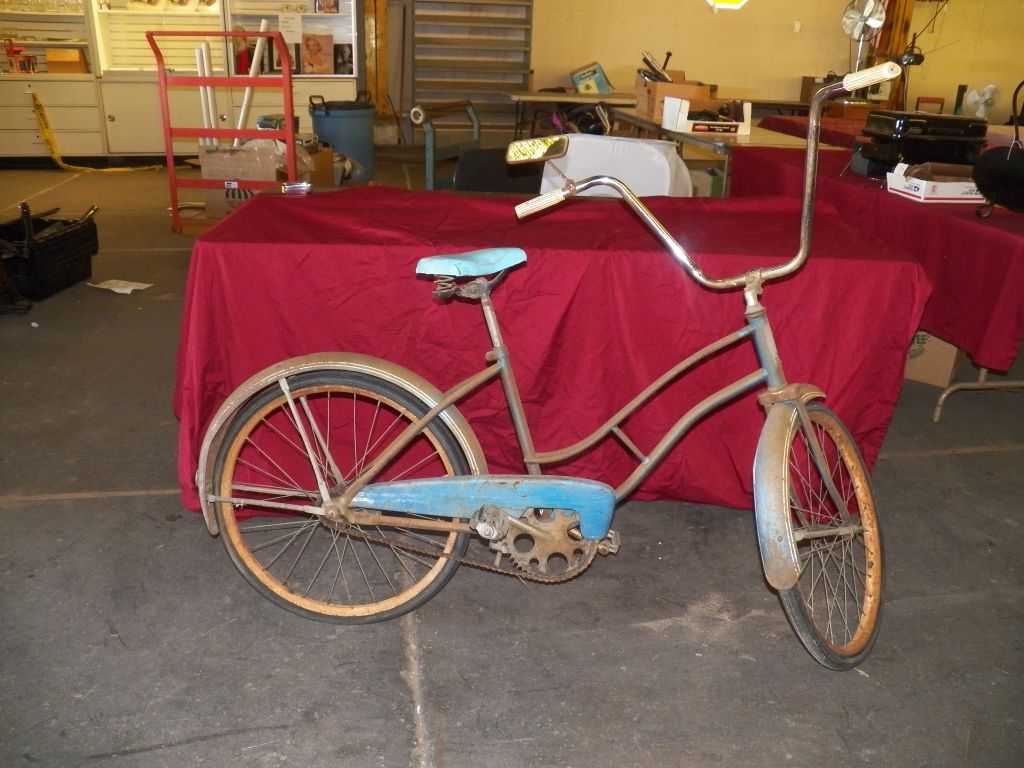 vintage style girls bike