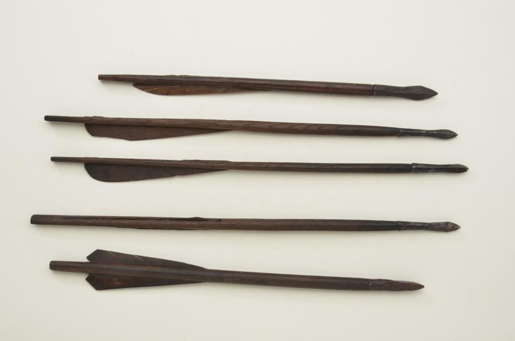 Pera Peris Forged Crossbow Bolt Arrowhead – Medieval Style Tip, Iron Construction