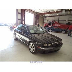 2002 - JAGUAR X-TYPE