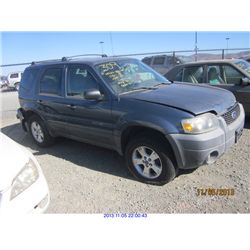 2005 - FORD ESCAPE