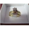 Image 2 : 10kt gold diamond ring  - engagement set