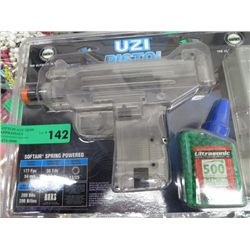 BB pistol Uzi