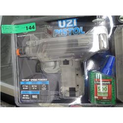 BB pistol Uzi