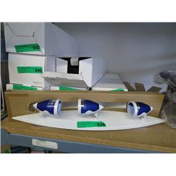 New three-bulb light fixture
