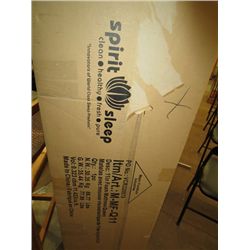 New queen size 11" foam mattress