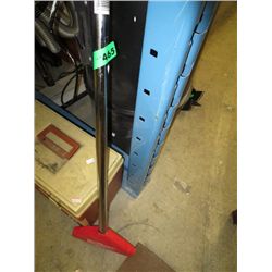 Floor scraper