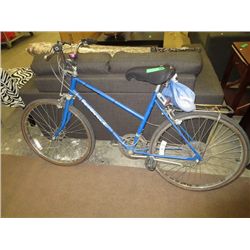Comfort Touring bike with bell