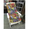 Image 1 : Plastic reclining patio chair