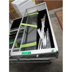 Table top glass display case