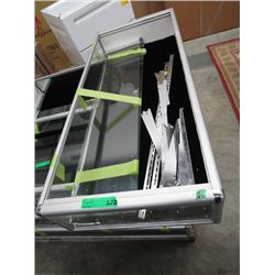 Table top glass display case