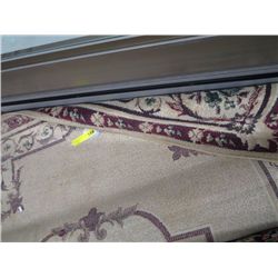 Area carpet 5' x 7'