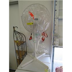 Adjustable height floor fan