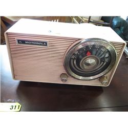 Vintage Motorola radio Model F.507