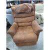 Image 1 : Upholstered power recliner