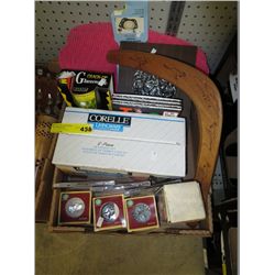 Tray of assorted household & decorative goods
