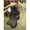 Image 1 : Swivel reclining chair with stool