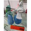 Image 1 : Two Avon collectibles
