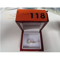 V-Shape Diamond ring