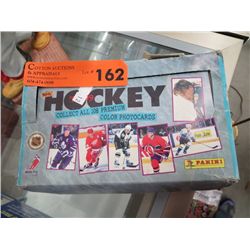 Box of hockey photo cards 1998-99